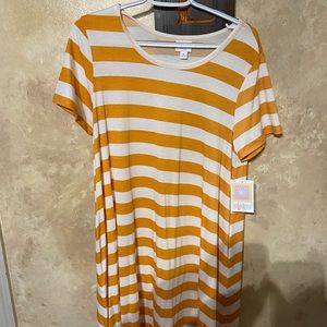 NWT medium LuLaRoe Jessie Dress